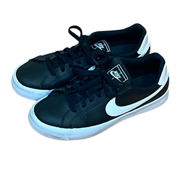 Nike women’s Court Royale, black, 7 - Picture 1 of 7
